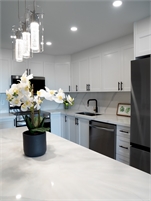  Kitchen & Bath   Cabinets Wholesale